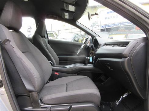Used 2019 Honda HR-V Sport image 29