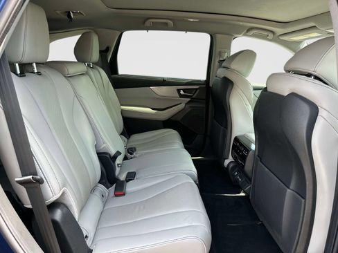 Certified 2023 Acura MDX SH-AWD w/ Technology Package image 11