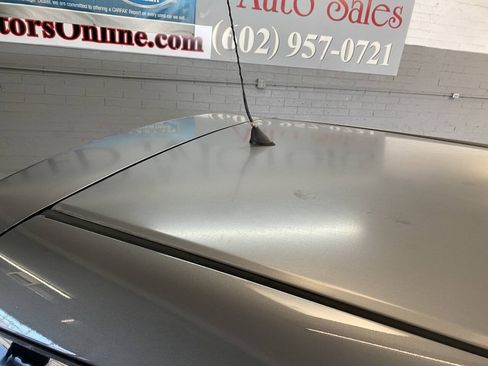 Used 2008 Toyota Matrix FWD image 12