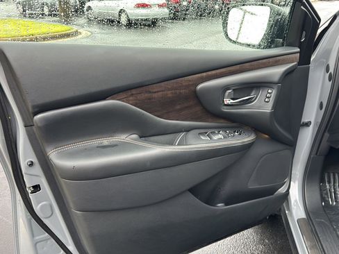 Used 2024 Nissan Murano Platinum w/ Cargo Package image 14