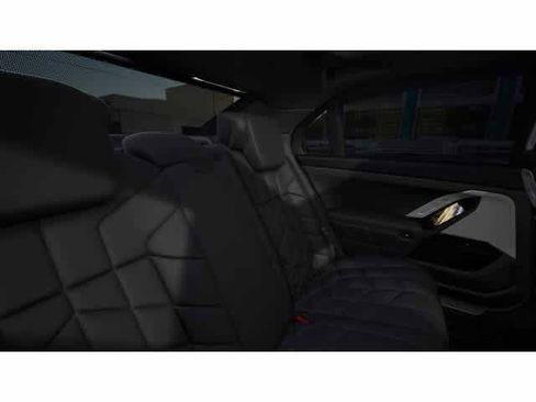 New 2025 BMW i7 xDrive60 image 12