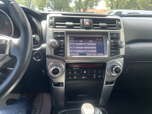 Used 2013 Toyota 4Runner Limited AWD/4WD image 23