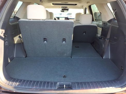 Used 2024 Hyundai Palisade Limited image 6