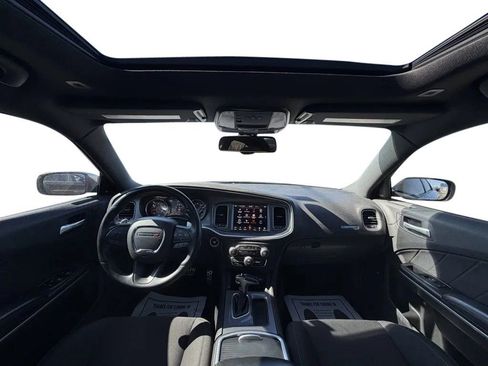 Used 2019 Dodge Charger R/T image 10