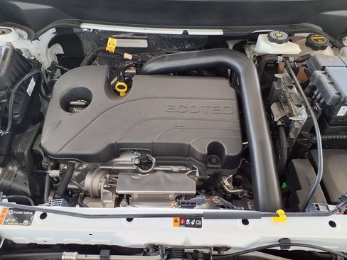 Used 2024 Chevrolet Equinox LS w/ LS Convenience Package FWD image 37
