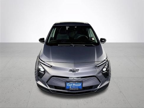 Used 2023 Chevrolet Bolt LT FWD image 3