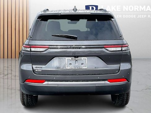 New 2026 Jeep Grand Cherokee Altitude AWD/4WD image 8
