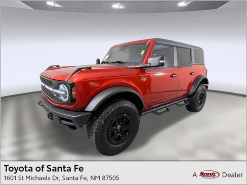 Used 2023 Ford Bronco Wildtrak AWD/4WD image 1