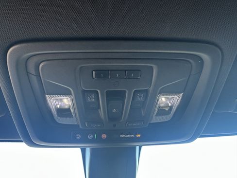 Used 2019 Chevrolet Silverado 1500 High Country w/ Technology Package image 20