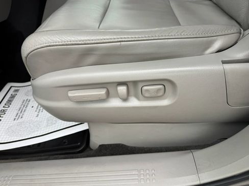 Used 2011 Honda Pilot EX-L image 14