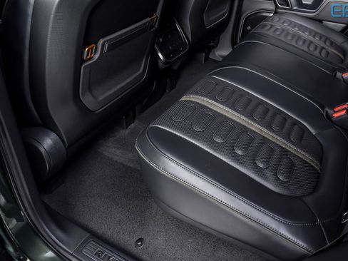 Used 2023 Rivian R1T Adventure image 16