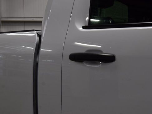 Used 2025 Chevrolet Silverado 2500 W/T w/ WT Convenience Package image 16