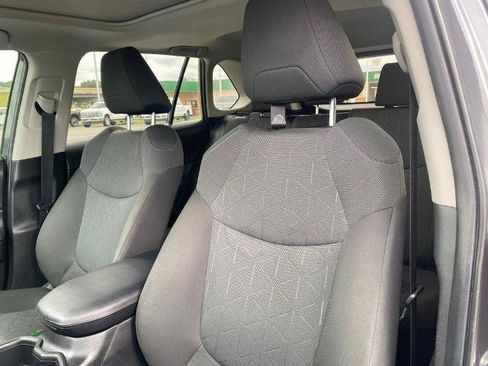 Used 2023 Toyota RAV4 XLE w/ Convenience Package AWD/4WD image 11