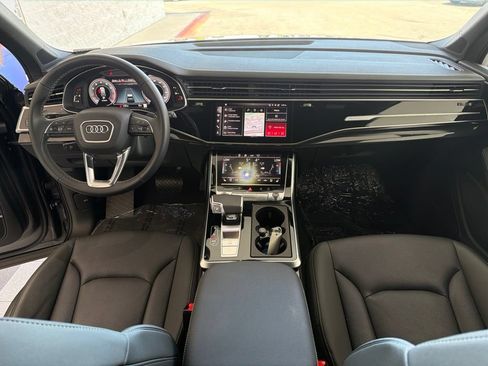 Used 2025 Audi Q7 3.0T Premium Plus AWD/4WD image 16