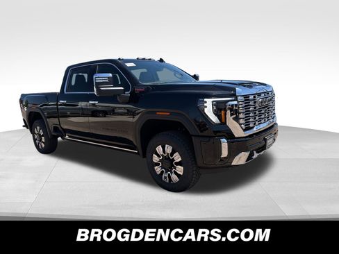 New 2026 GMC Sierra 2500 Denali w/ LPO, Black Badging Package AWD/4WD image 1