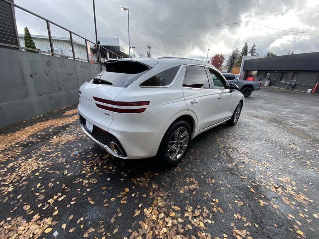 Used 2025 Genesis GV70 2.5T AWD/4WD image 6