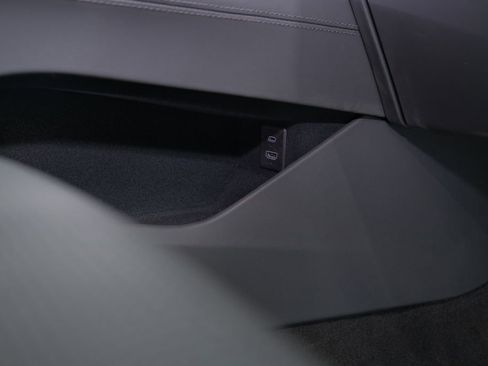 Used 2026 Cadillac Escalade ESV Sport image 58