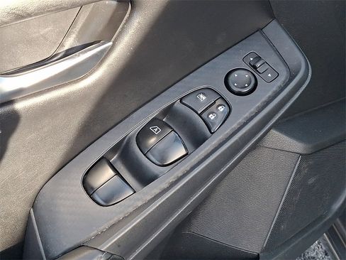 Used 2022 Nissan Sentra SV w/ All-Weather Package image 27