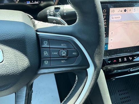 New 2026 Jeep Grand Cherokee L 4WD image 26