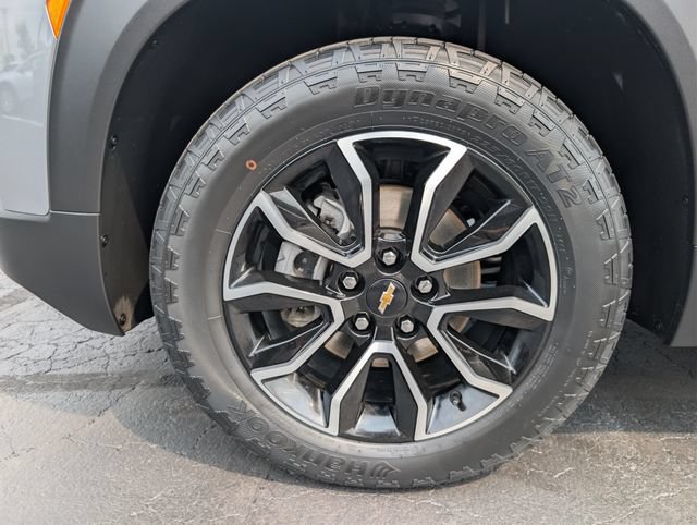 Used 2023 Chevrolet TrailBlazer ACTIV w/ Sun and Liftgate Package AWD/4WD image 30
