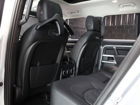 Used 2020 Land Rover Defender 110 First Edition AWD/4WD image 45