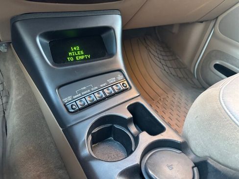 Used 1999 Ford Explorer Limited image 25