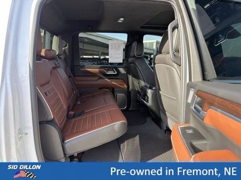 Certified 2025 GMC Sierra 2500 Denali Ultimate AWD/4WD image 21