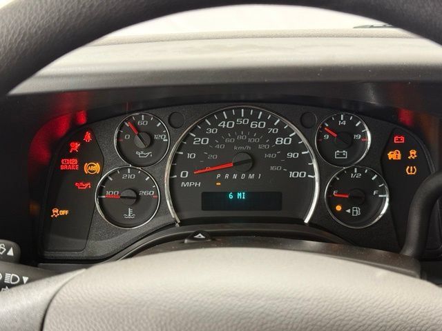 New 2026 Chevrolet Express 2500 w/ Driver Convenience Package RWD image 24
