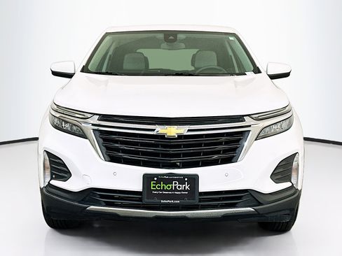 Used 2022 Chevrolet Equinox LT image 2