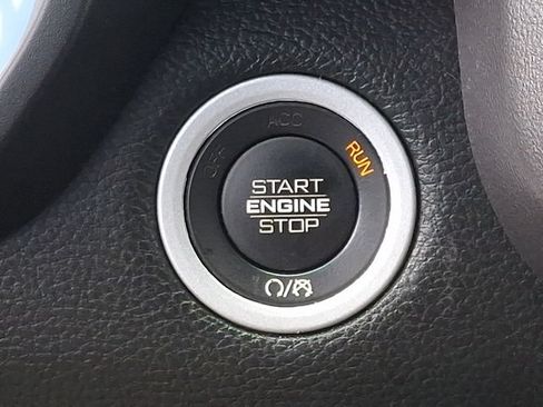 Used 2023 RAM 1500 Laramie AWD/4WD image 22