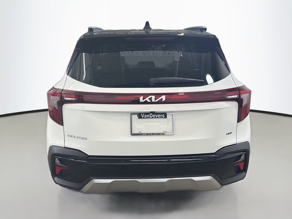 Used 2025 Kia Seltos S AWD/4WD image 8