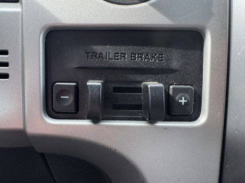 Used 2014 Ford F150 FX4 w/ Equipment Group 402A Luxury AWD/4WD image 40