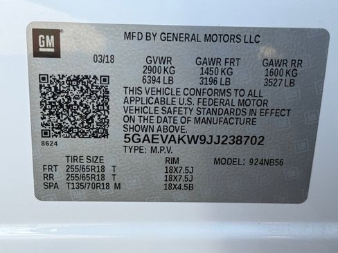 Used 2018 Buick Enclave Essence image 8