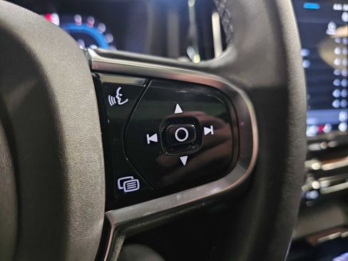 Used 2024 Volvo XC60 B5 Ultimate w/ Protection Package Premier image 19