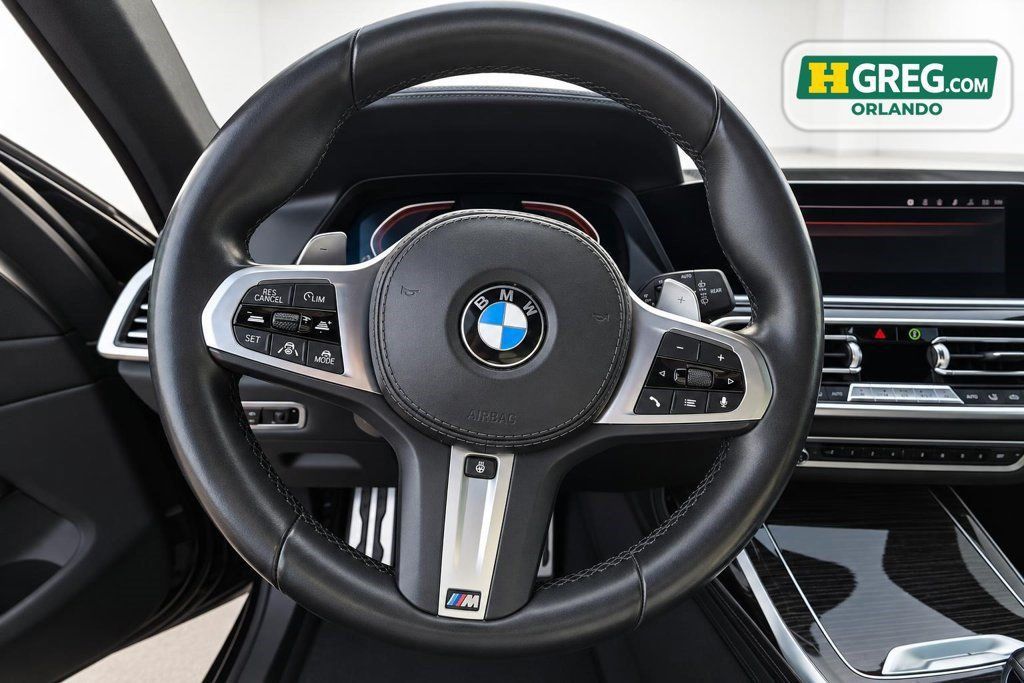 Used 2019 BMW X7 xDrive50i w/ M Sport Package AWD/4WD image 12