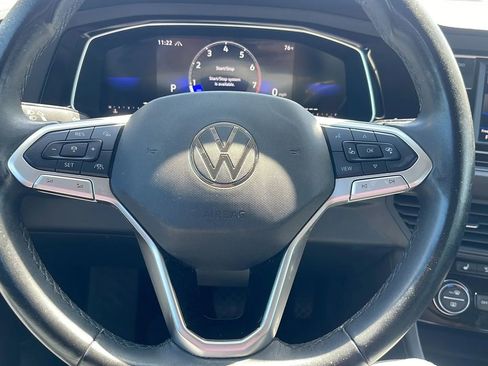 Used 2023 Volkswagen Jetta SE FWD image 12