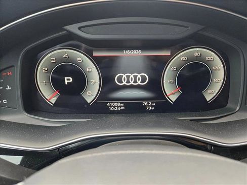 Used 2021 Audi Q8 Prestige w/ Prestige Package image 8