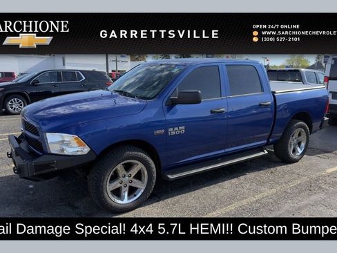 Used 2017 RAM 1500 Express w/ Express Value Package AWD/4WD image 1