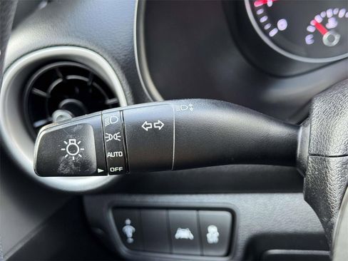 Used 2020 Kia Forte LXS image 19