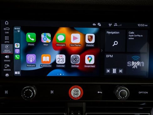 New 2026 Porsche Macan Base image 16