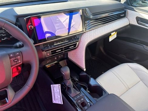 New 2026 Toyota Camry XLE image 31