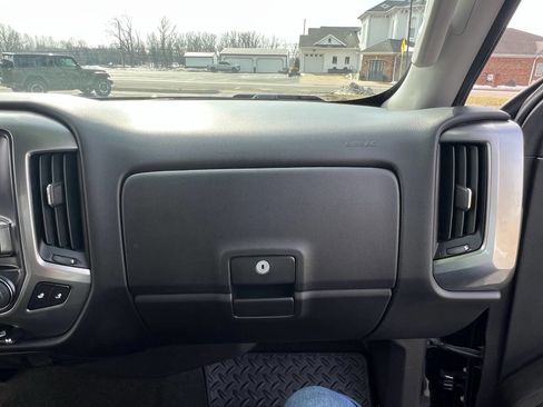 Used 2018 Chevrolet Silverado 1500 LT w/ All Star Edition image 13