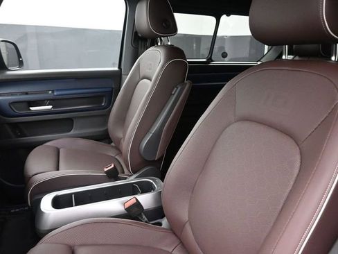 New 2025 Volkswagen ID. Buzz Pro S image 33