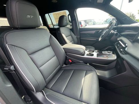 New 2026 Buick Enclave Sport Touring w/ Power Package FWD image 30