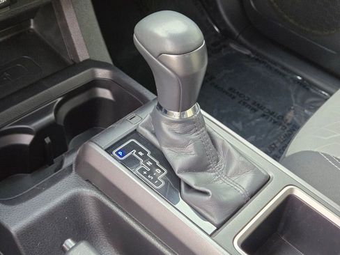 Used 2023 Toyota Tacoma 4x4 Double Cab image 22