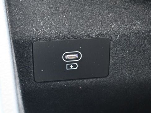 Used 2024 Genesis G70 2.5T AWD/4WD image 32