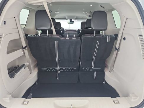 Certified 2023 Chrysler Pacifica Touring-L FWD image 36