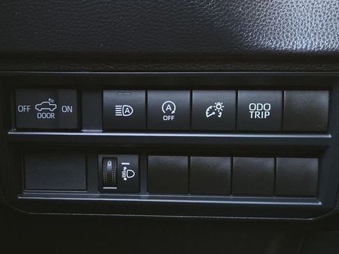 Certified 2025 Toyota Tundra SR AWD/4WD image 25