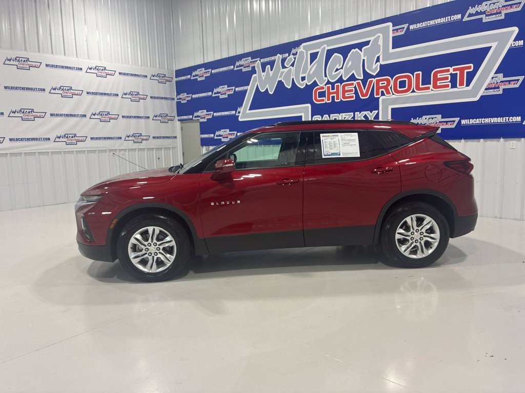 Used 2019 Chevrolet Blazer LT w/ Sound & Technology Package FWD image 3