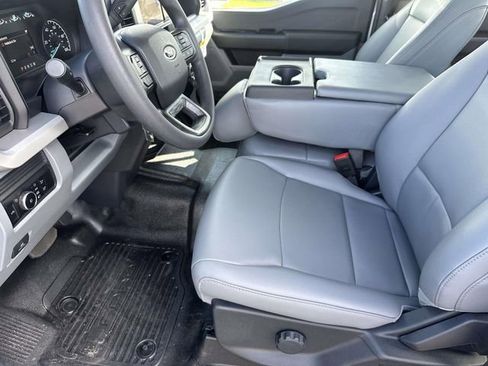 New 2026 Ford F250 XL w/ XL Off-Road Package image 17
